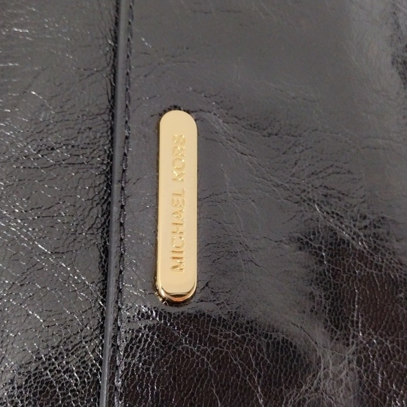 Michael Kors Naomi Black Leather Clutch with Detachable Gold Chain Strap - Picture 7 of 14